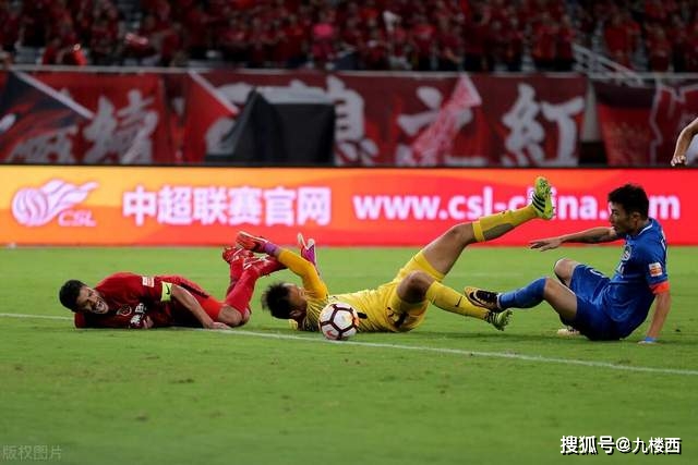 前曼联助教范尼出任莱斯特城主帅，合同至2027年